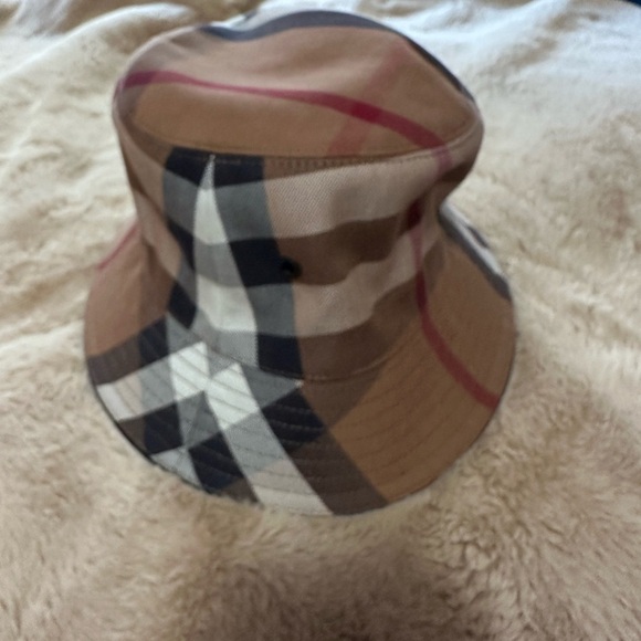 Burberry Tan and Red Plaid Bucket Hat - Picture 2 of 4